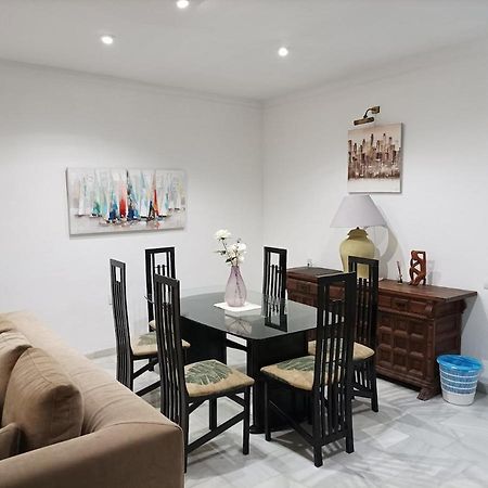 Apartamento Large 2 Bed Apt Puerto Banus Marina Private Parking Marbella Exterior foto