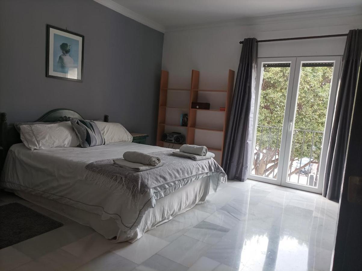 Apartamento Large 2 Bed Apt Puerto Banus Marina Private Parking Marbella Exterior foto